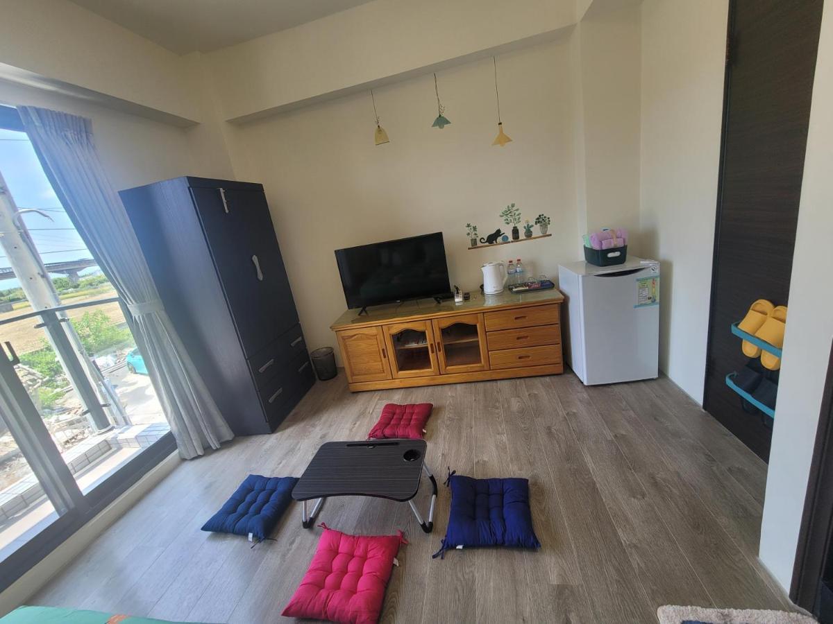 Gaomei 607 Homestay Thị trấn Thị trấn Qingshui Ngoại thất bức ảnh